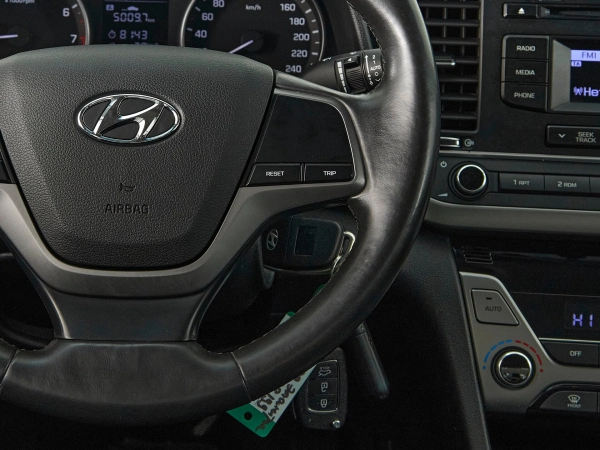 Hyundai Elantra, VI (AD) фото №14