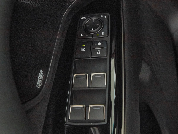 Lexus LX, IV фото №16
