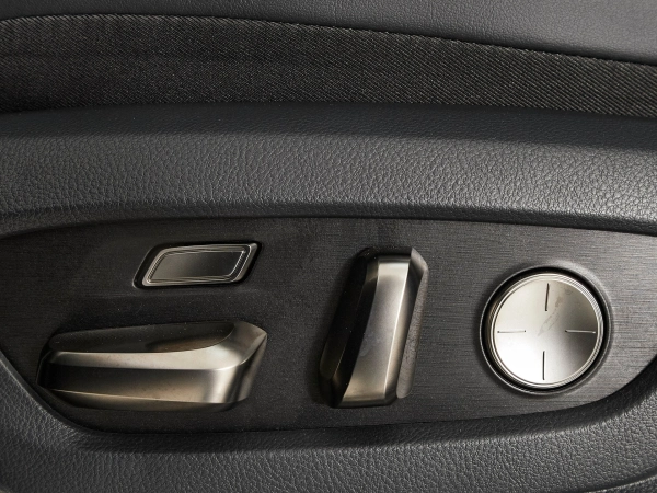 Lexus LX, IV фото №18
