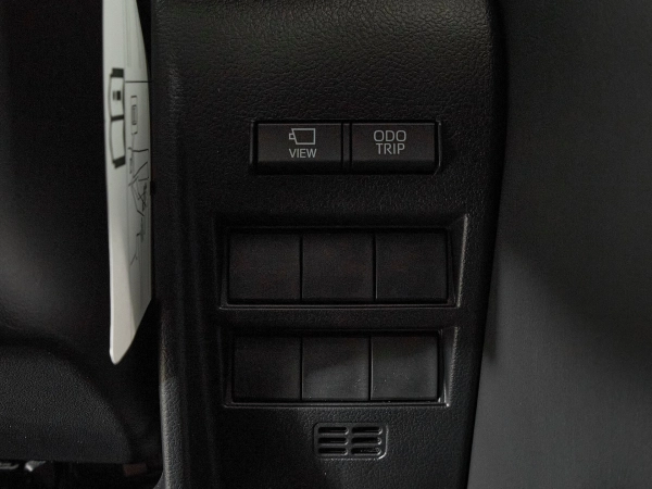 Toyota Land Cruiser, 300 Series фото №18