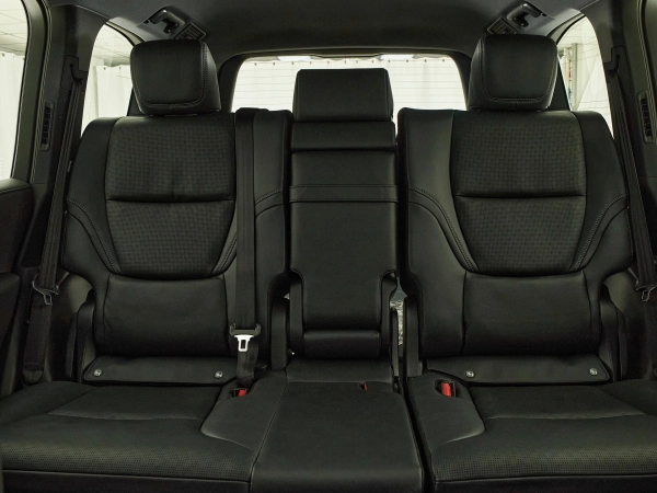 Toyota Land Cruiser, 300 Series фото №29