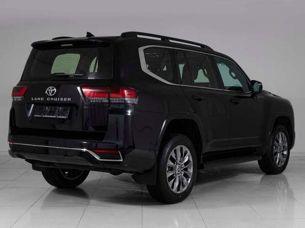 Toyota Land Cruiser, 300 Series фото №6