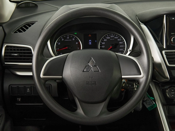 Mitsubishi Eclipse Cross, I фото №10