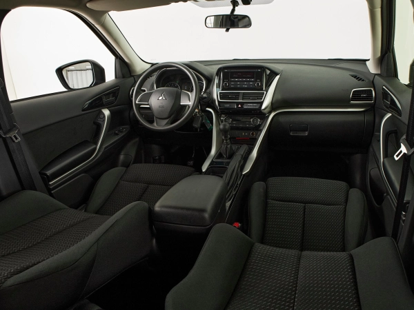 Mitsubishi Eclipse Cross, I фото №9