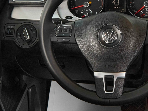 Volkswagen Passat, B7 фото №11