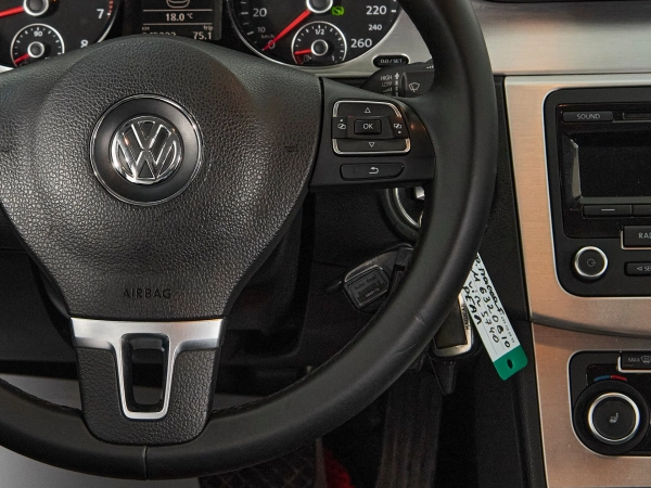Volkswagen Passat, B7 фото №12
