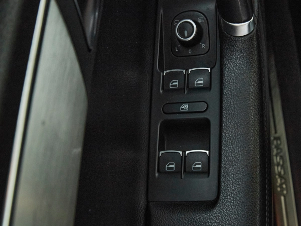 Volkswagen Passat, B7 фото №13