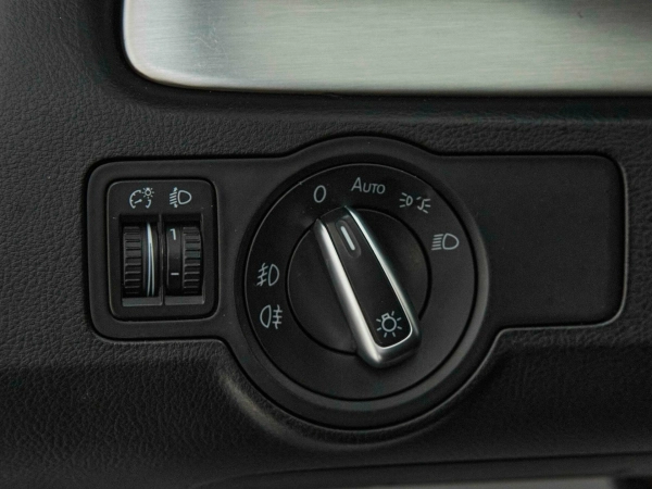 Volkswagen Passat, B7 фото №15