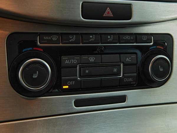 Volkswagen Passat, B7 фото №19