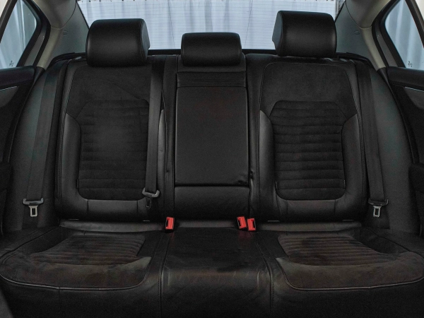 Volkswagen Passat, B7 фото №21
