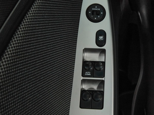Hyundai Solaris, I фото №11