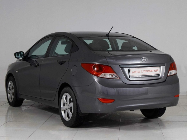 Hyundai Solaris, I фото №4