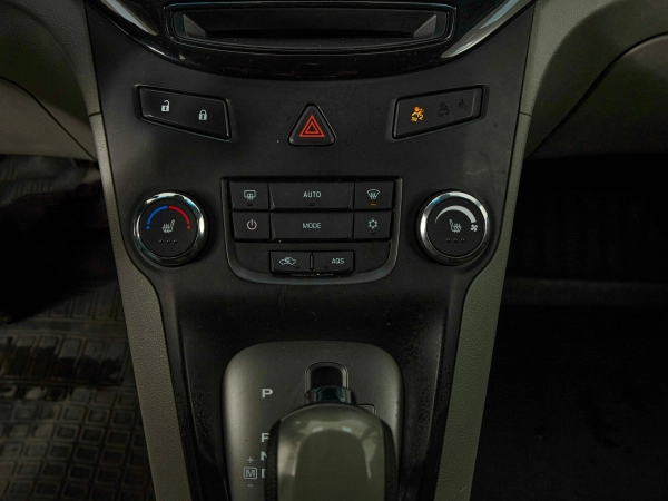 Chevrolet Orlando, I фото №17