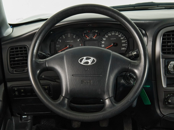 Hyundai Sonata, IV (EF) Рестайлинг фото №10