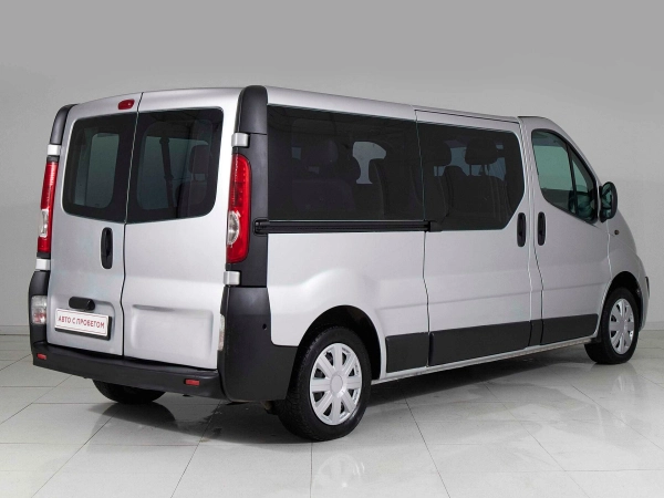 Opel Vivaro, A Рестайлинг фото №6