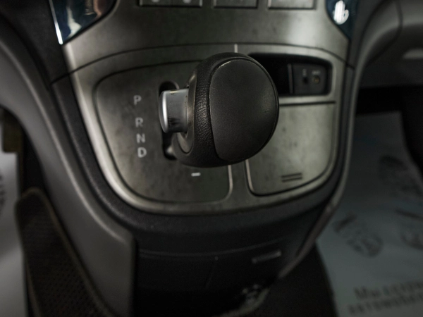 Hyundai Grand Starex, I фото №17