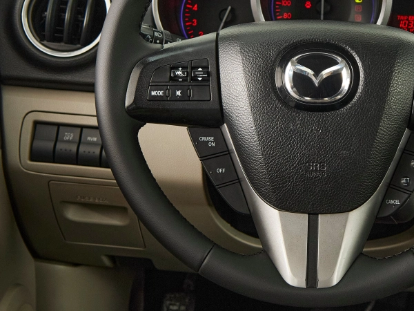 Mazda CX-7, I Рестайлинг фото №11