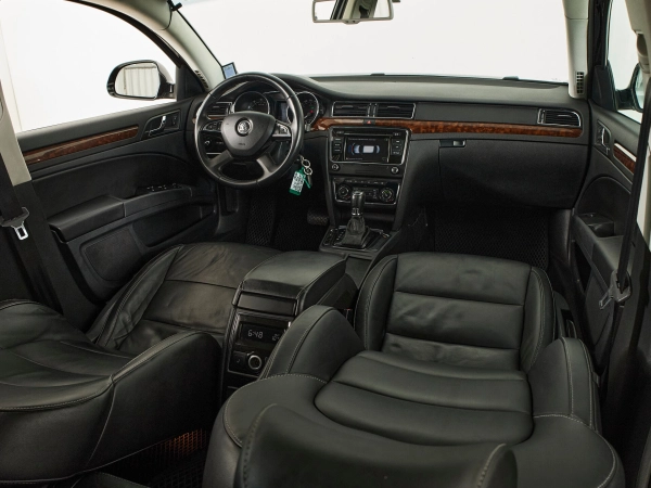 Skoda Superb, II Рестайлинг фото №9