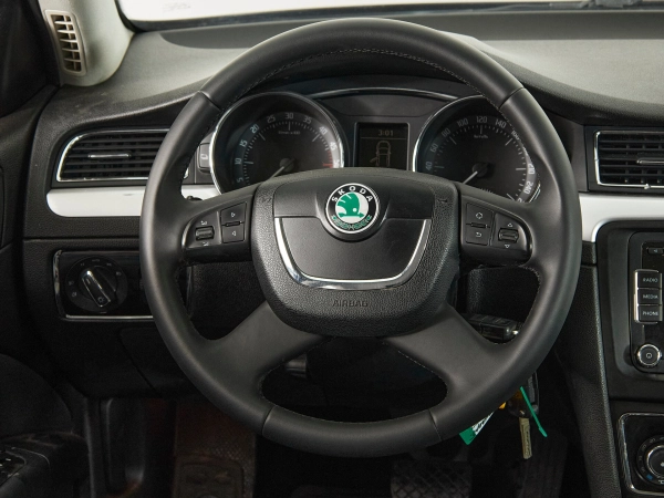 Skoda Superb, II фото №10