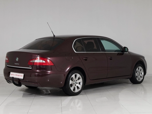 Skoda Superb, II фото №6
