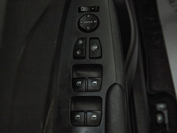 Hyundai Solaris, II фото №13