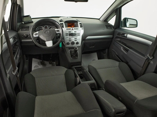 Opel Zafira, B Рестайлинг фото №7
