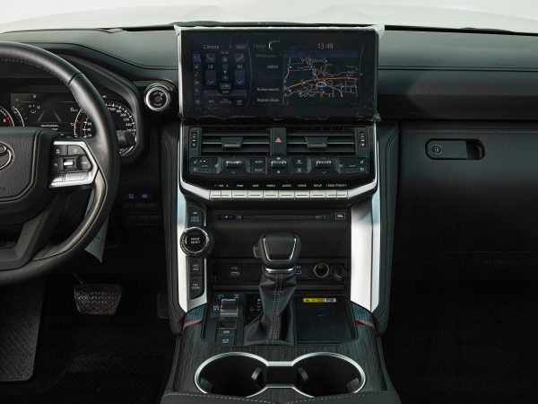 Toyota Land Cruiser, 300 Series фото №21