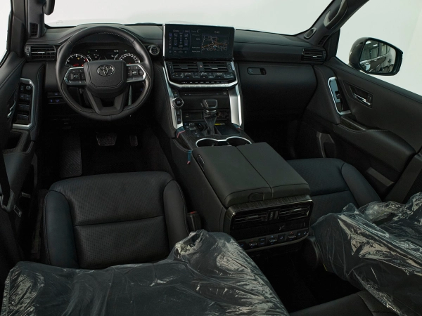 Toyota Land Cruiser, 300 Series фото №8
