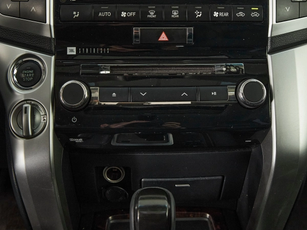 Toyota Land Cruiser, 200 Series Рестайлинг 1 фото №30