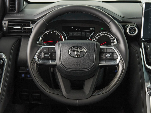 Toyota Land Cruiser, 300 Series фото №11