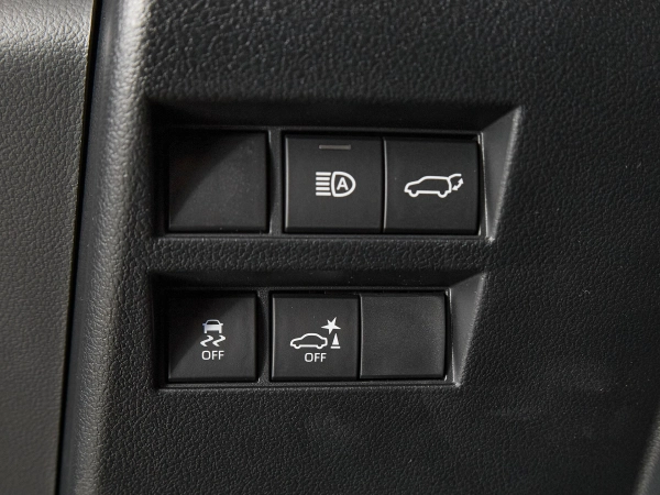 Toyota Land Cruiser, 300 Series фото №18