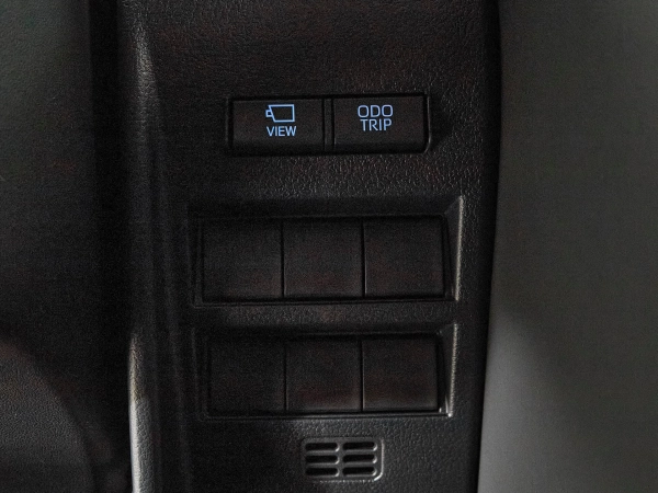 Toyota Land Cruiser, 300 Series фото №19