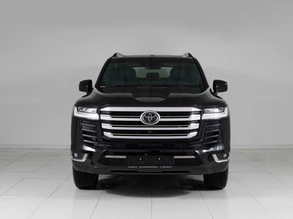 Toyota Land Cruiser, 300 Series фото №2