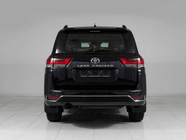 Toyota Land Cruiser, 300 Series фото №5