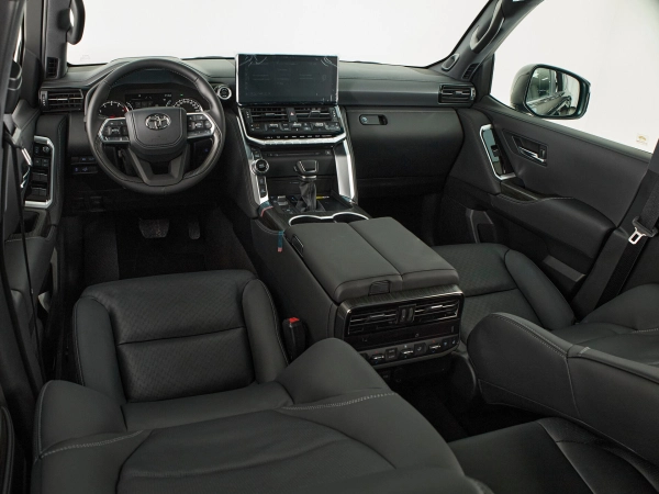 Toyota Land Cruiser, 300 Series фото №8