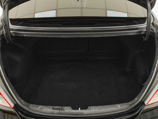 Hyundai Solaris, I фото №19