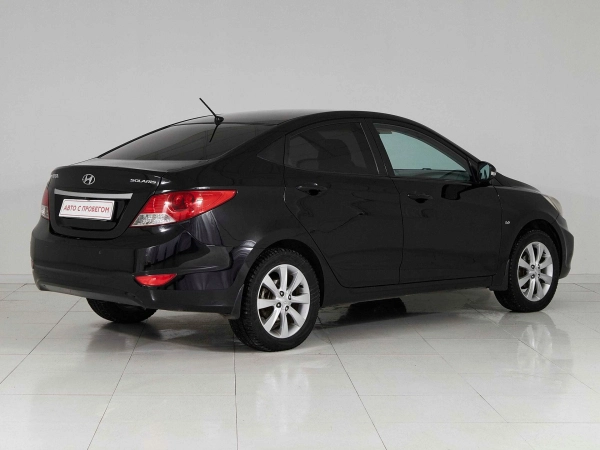 Hyundai Solaris, I фото №6