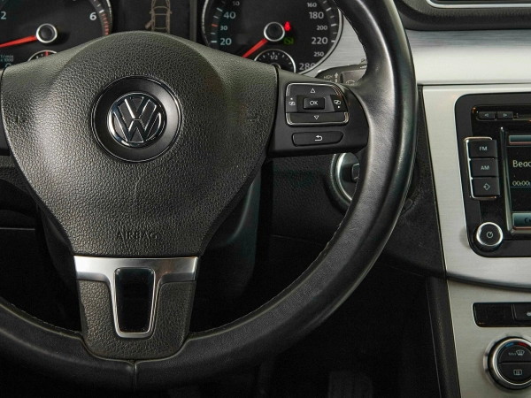 Volkswagen Passat CC, I Рестайлинг фото №12