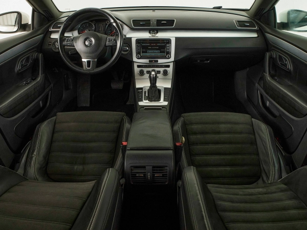 Volkswagen Passat CC, I Рестайлинг фото №8