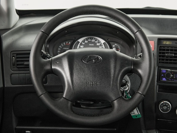 Hyundai Tucson, I фото №10