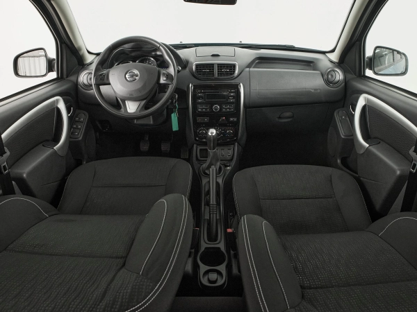 Nissan Terrano, III (D10) фото №8