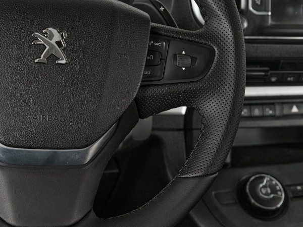 Peugeot Traveller, I фото №13