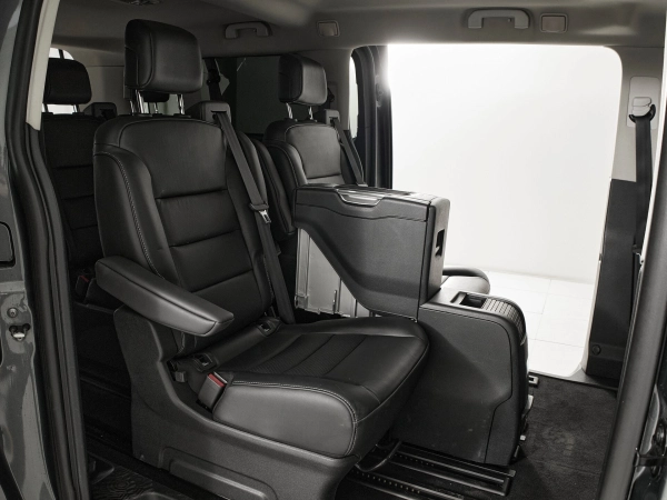 Peugeot Traveller, I фото №27