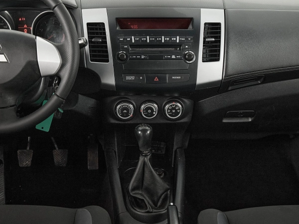 Mitsubishi Outlander, II Рестайлинг фото №15