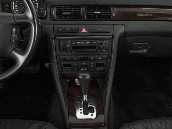 Audi A6, II (C5) Рестайлинг фото №16