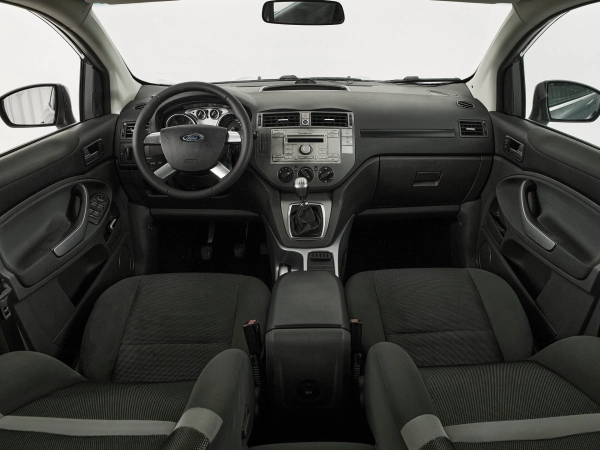 Ford Kuga, I фото №8