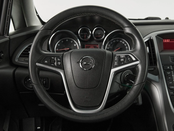 Opel Astra, J Рестайлинг фото №10
