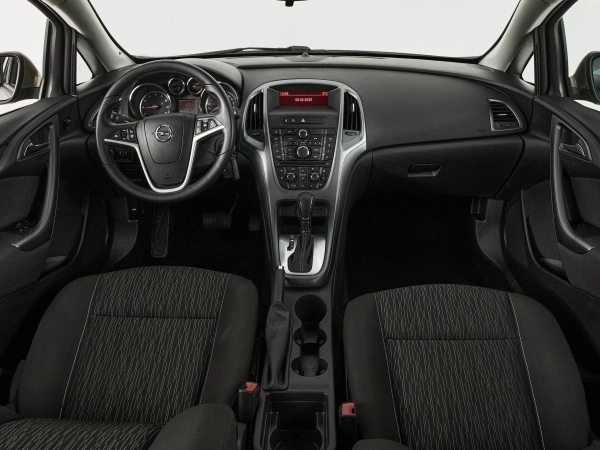Opel Astra, J Рестайлинг фото №8