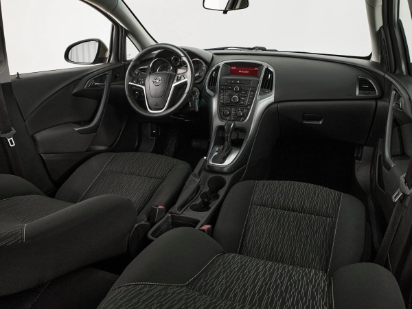 Opel Astra, J Рестайлинг фото №9