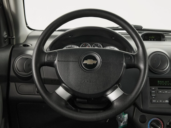 Chevrolet Aveo, I Рестайлинг фото №10
